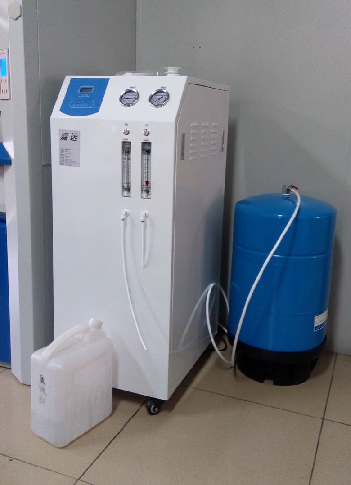 北京首儿药厂订购的60升超纯水机